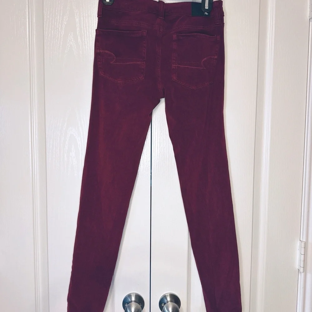 American Eagles 360 Super Stretch Jegging Size 0 Regular Burgundy Color